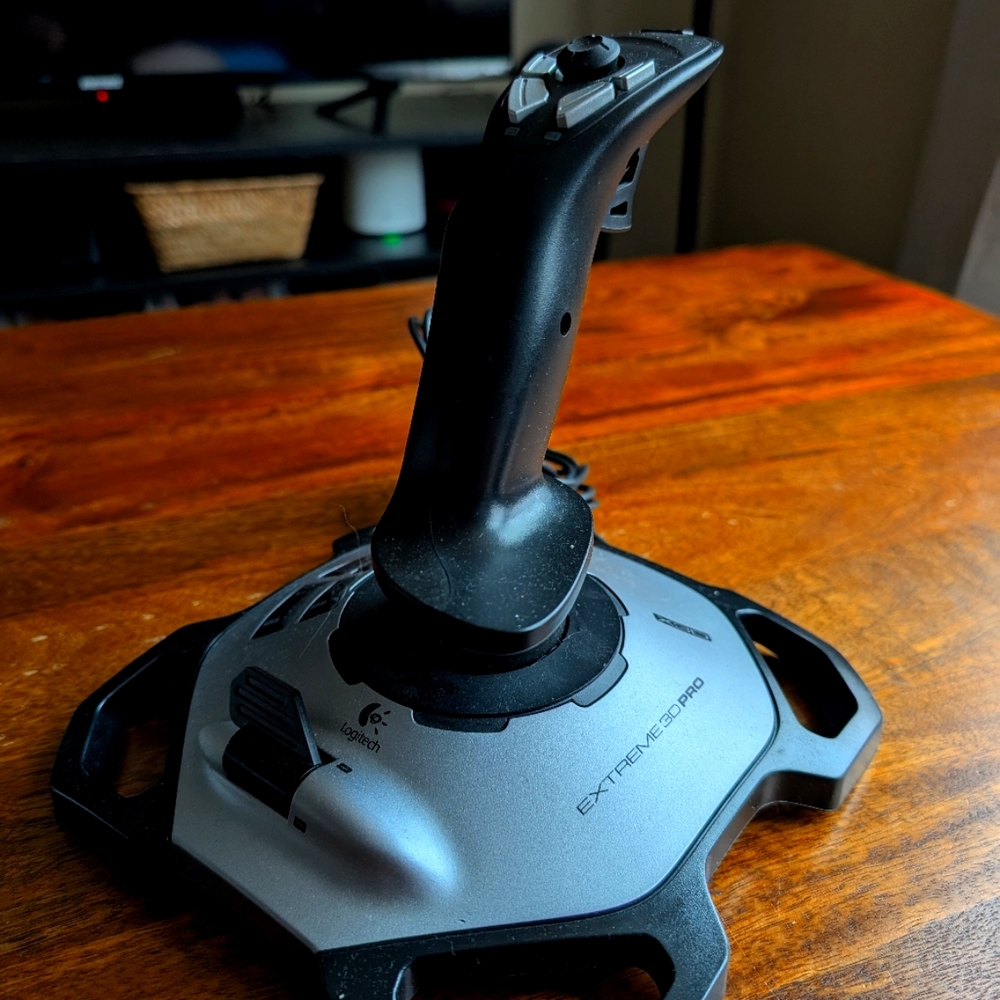 Logitech Extreme Pro Flight Stick